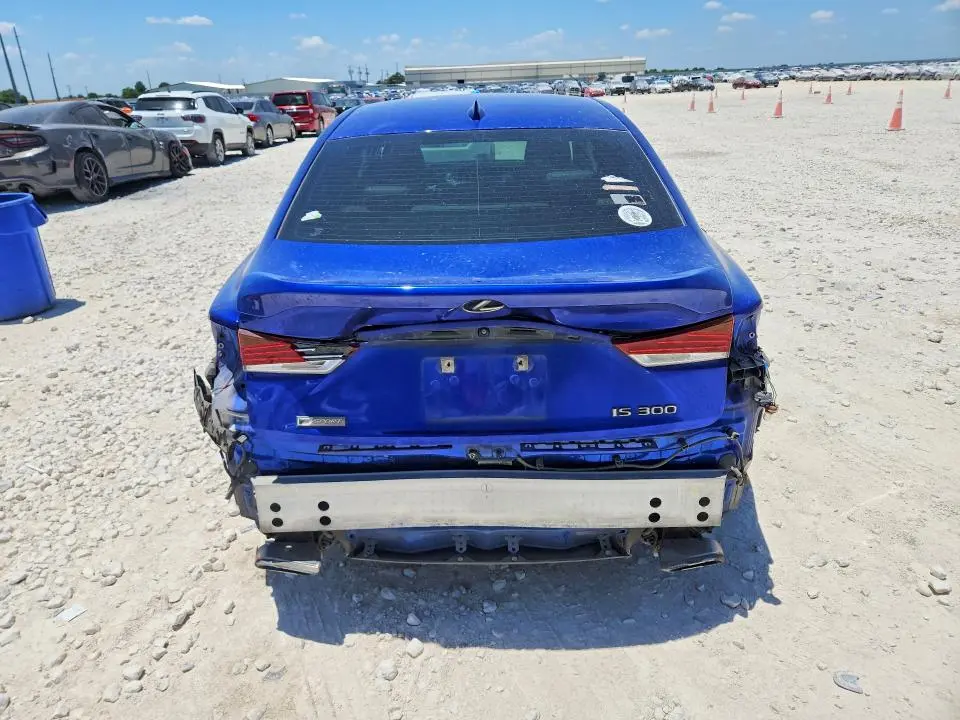 2019 LEXUS IS 300  