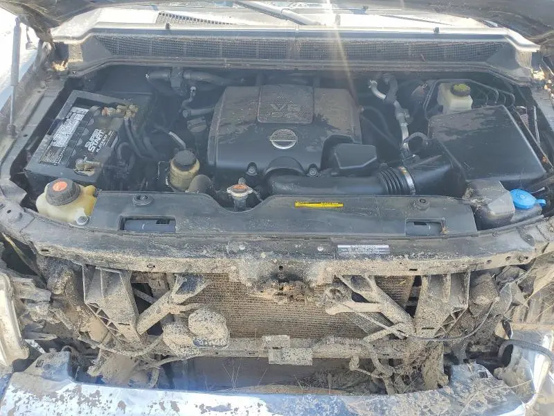 2010 NISSAN TITAN SE  
