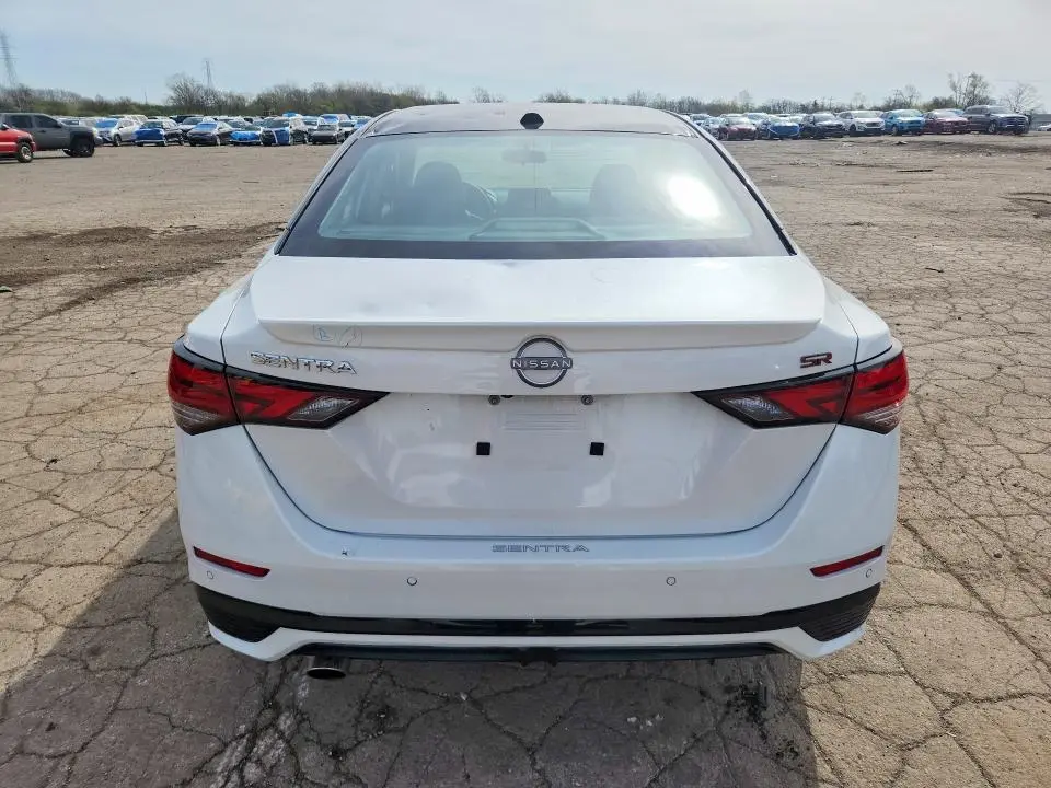 2025 NISSAN SENTRA SR  