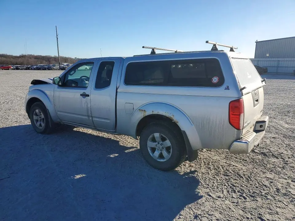 2012 NISSAN FRONTIER SV V6  