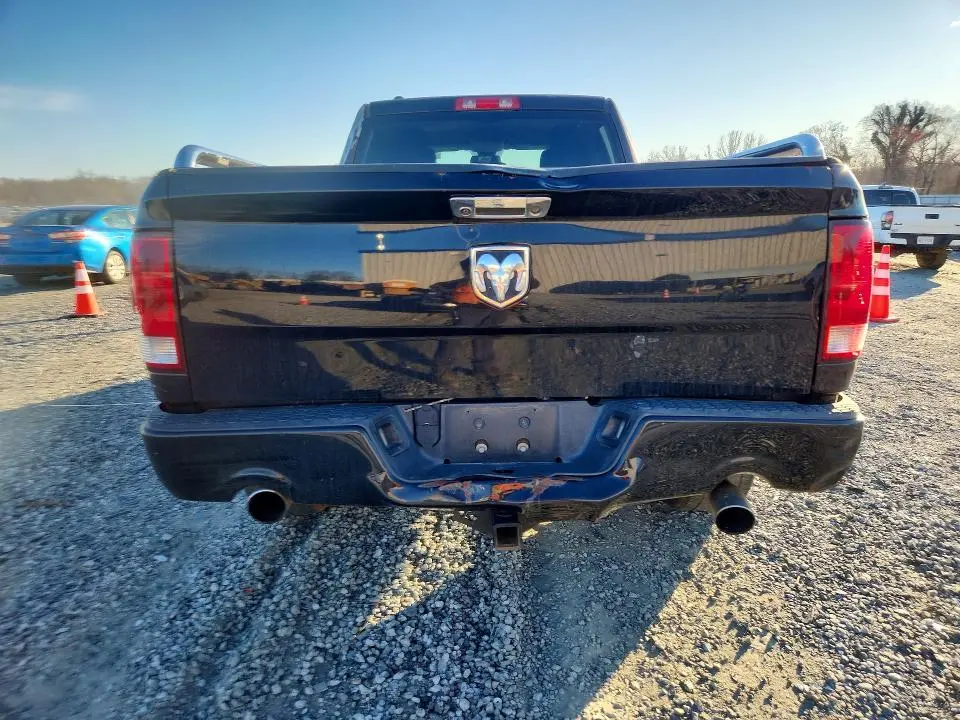 2013 RAM 1500 ST  