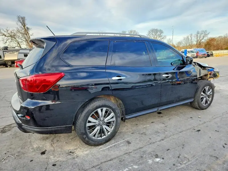 2018 NISSAN PATHFINDER SL  