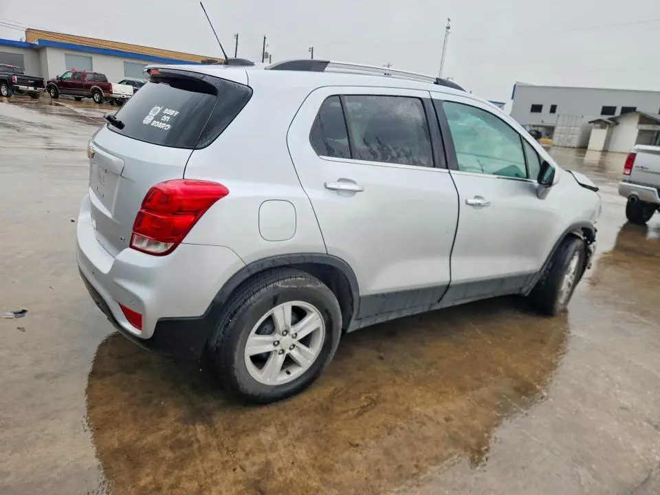 2017 CHEVROLET TRAX 1LT  