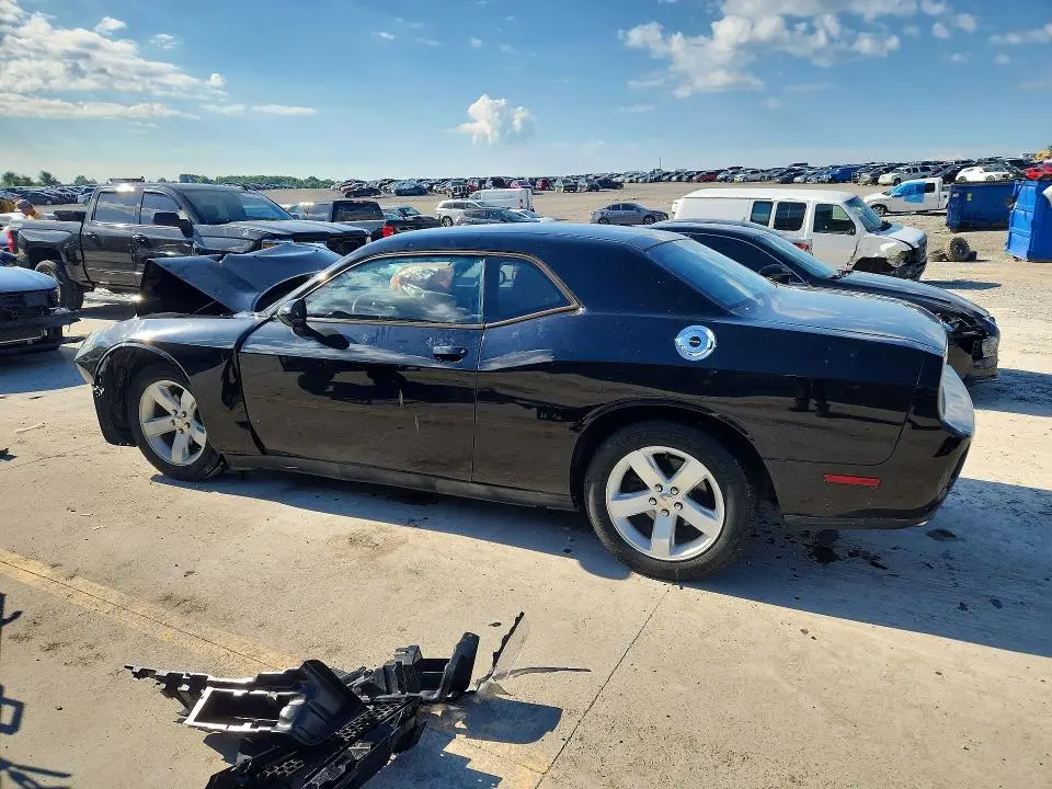 2013 DODGE CHALLENGER SXT  
