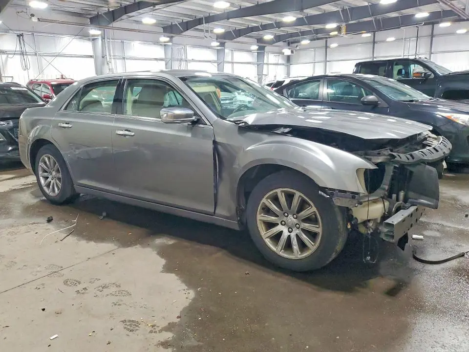 2011 CHRYSLER 300 LIMITED  