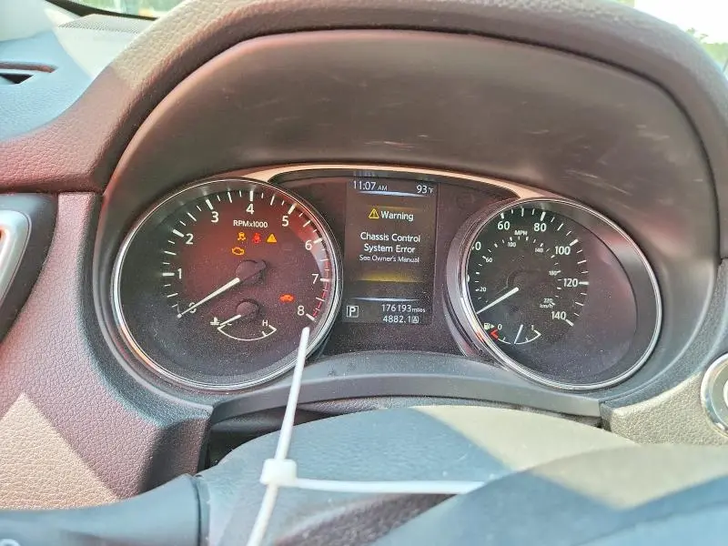 2014 NISSAN ROGUE SL  