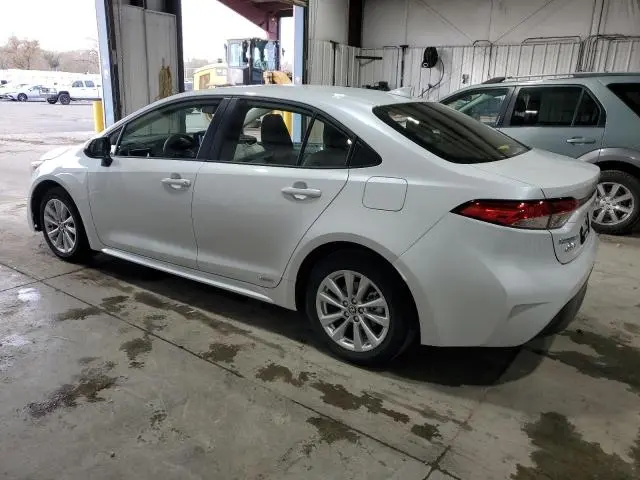 2024 TOYOTA COROLLA LE  