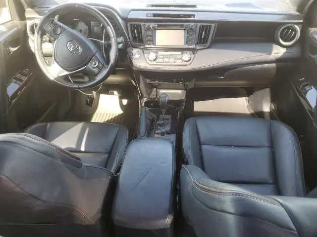 2016 TOYOTA RAV4 SE  