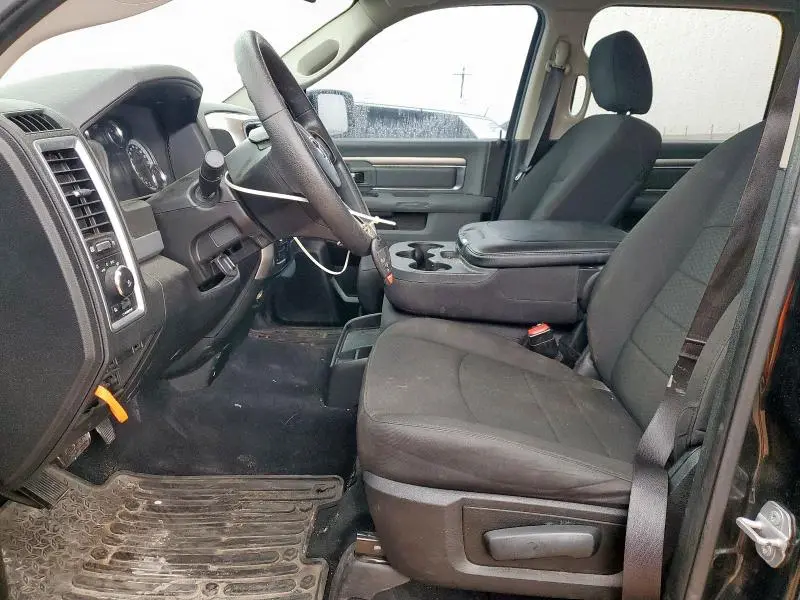 2019 RAM 1500 CLASSIC SLT  