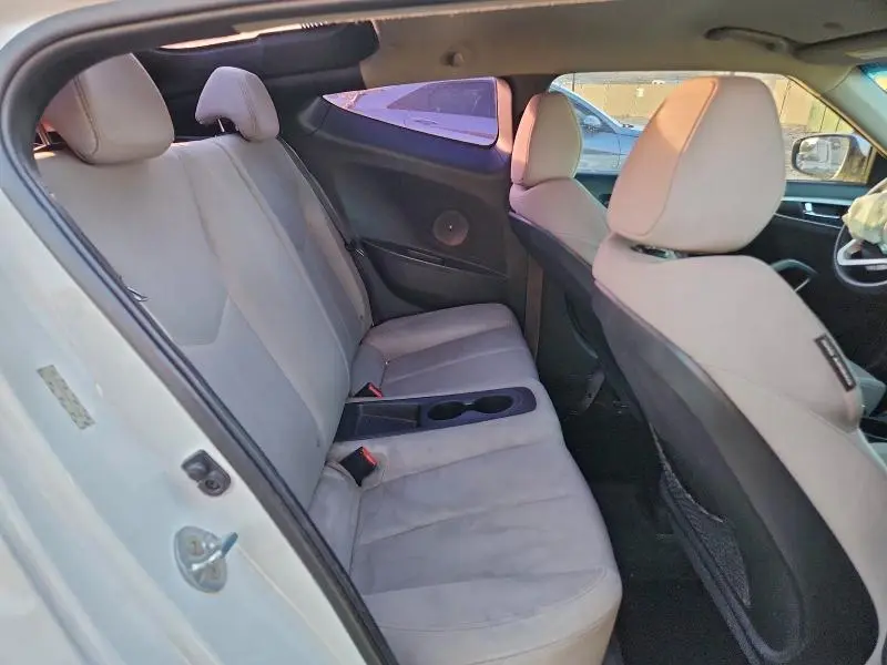 2014 HYUNDAI VELOSTER   