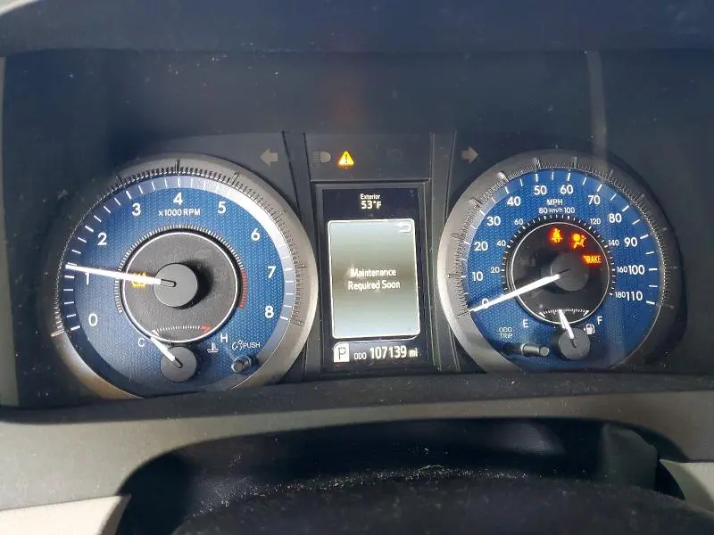 2019 TOYOTA SIENNA LE  