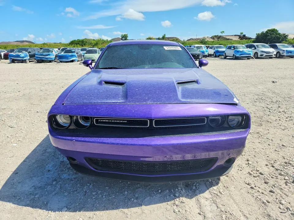 2018 DODGE CHALLENGER SXT  