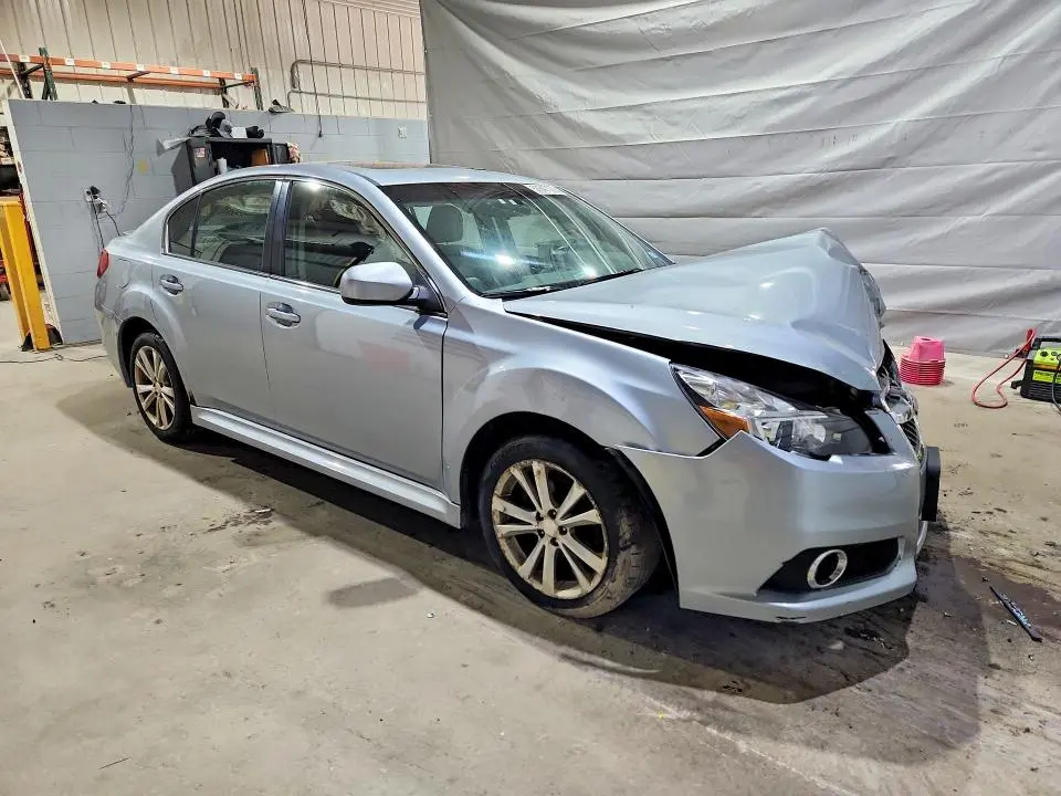 2013 SUBARU LEGACY 2.5I LIMITED  