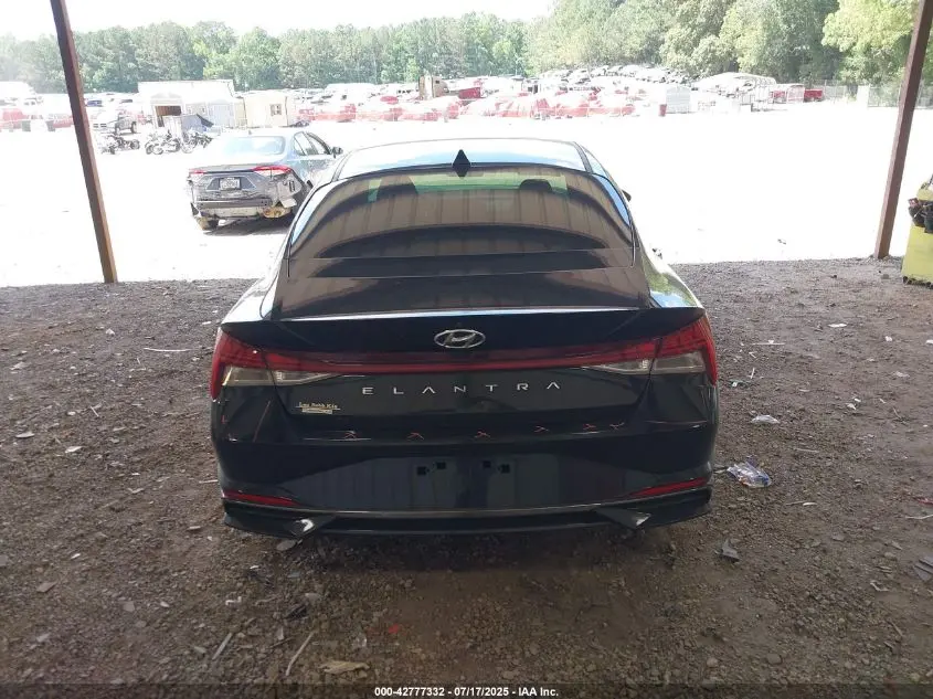 2022 HYUNDAI ELANTRA SEL