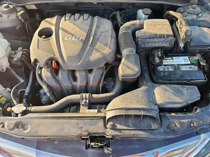 2013 HYUNDAI SONATA SE  