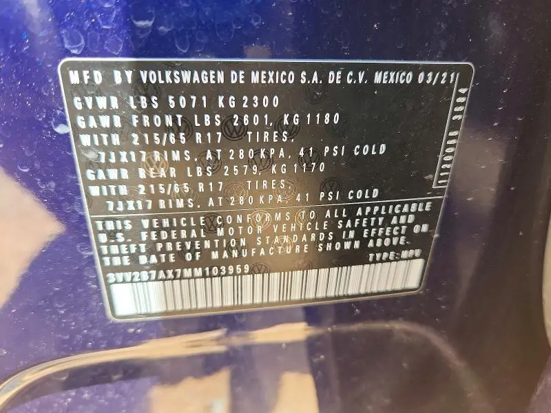 2021 VOLKSWAGEN TIGUAN SE  