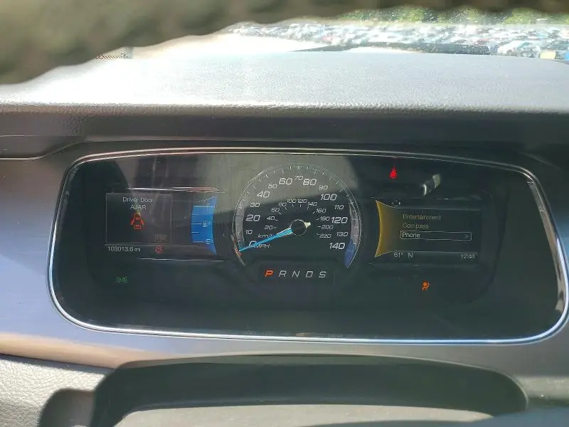 2017 FORD TAURUS SEL  
