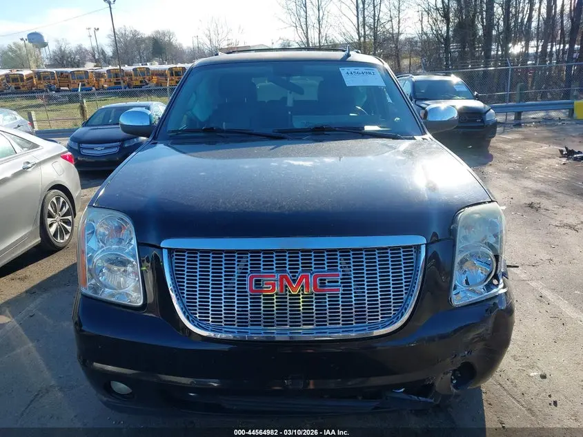 2013 GMC YUKON XL 1500 SLT