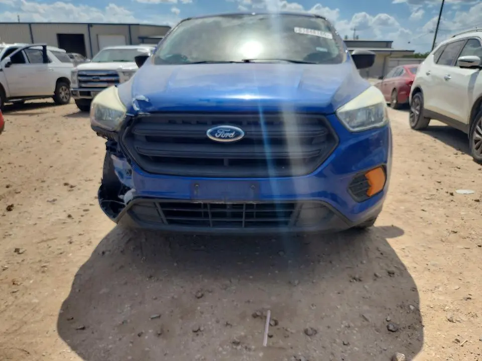 2017 FORD ESCAPE S  