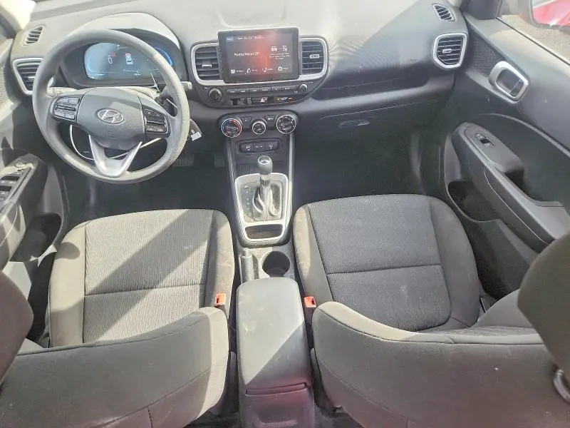 2025 HYUNDAI VENUE SE  
