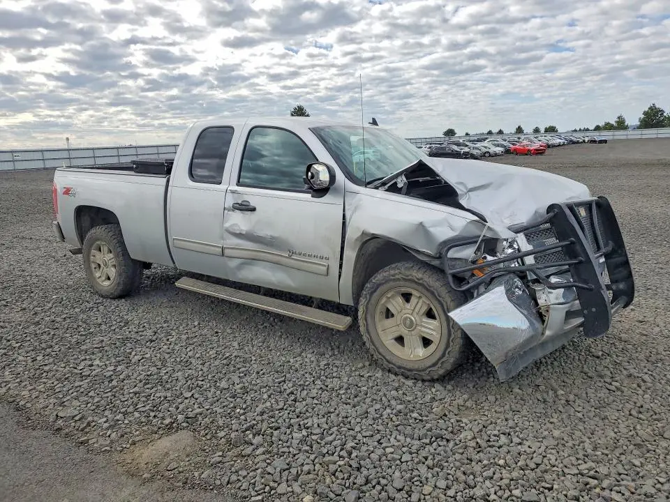 2013 CHEVROLET SILVERADO K1500 LT  