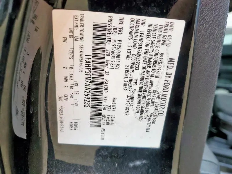 2010 FORD FOCUS SE  