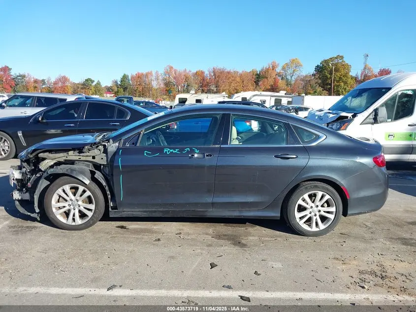 2017 CHRYSLER 200 LIMITED PLATINUM