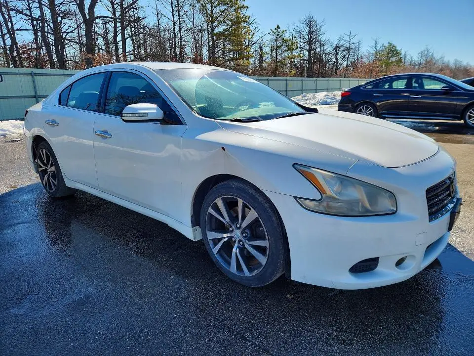 2010 NISSAN MAXIMA 3.5 S  