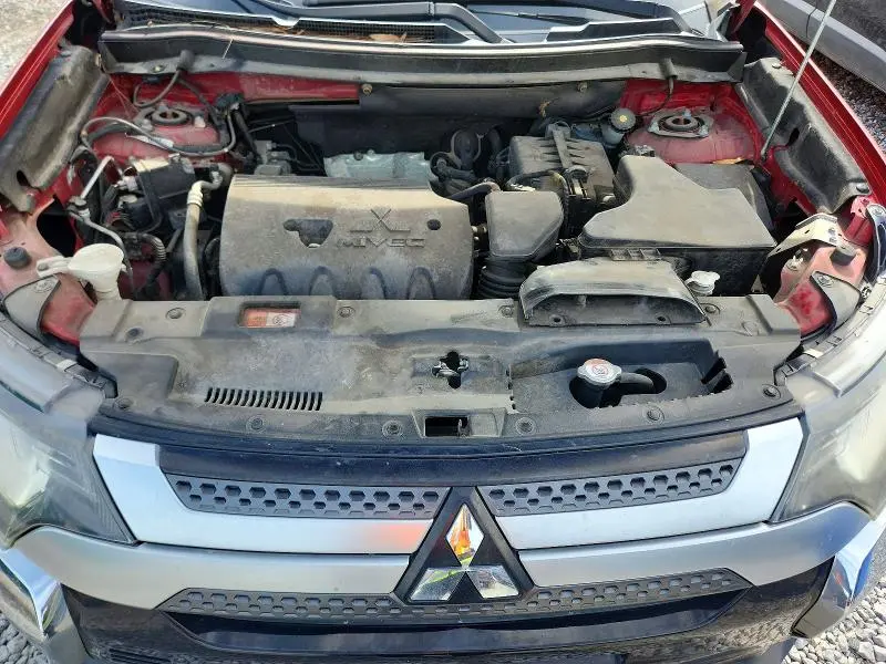 2019 MITSUBISHI OUTLANDER SE  