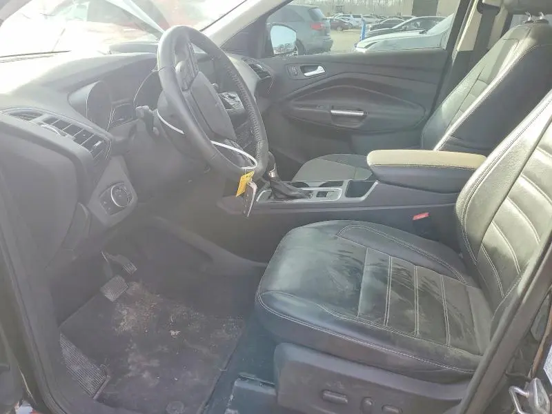 2017 FORD ESCAPE TITANIUM  