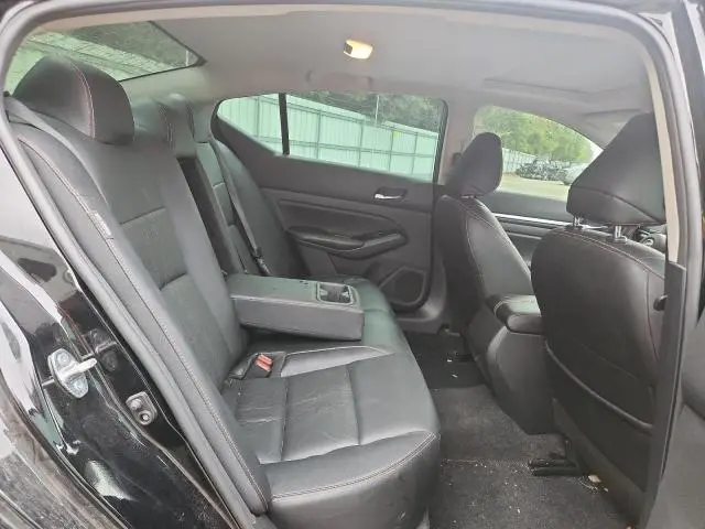 2024 NISSAN ALTIMA SR  