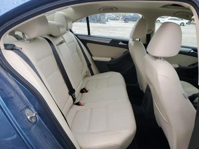 2017 VOLKSWAGEN JETTA SE  