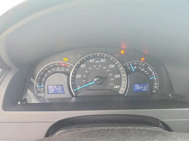 2014 TOYOTA CAMRY LE  