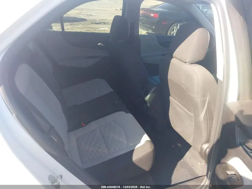 2021 CHEVROLET EQUINOX FWD LS