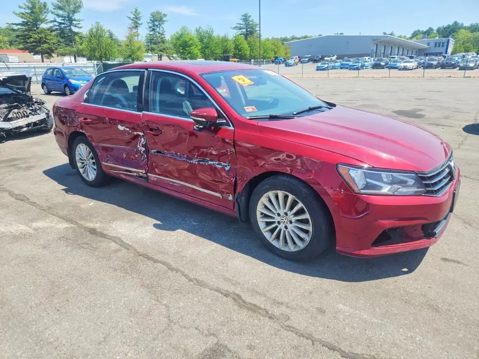2016 VOLKSWAGEN PASSAT SE  