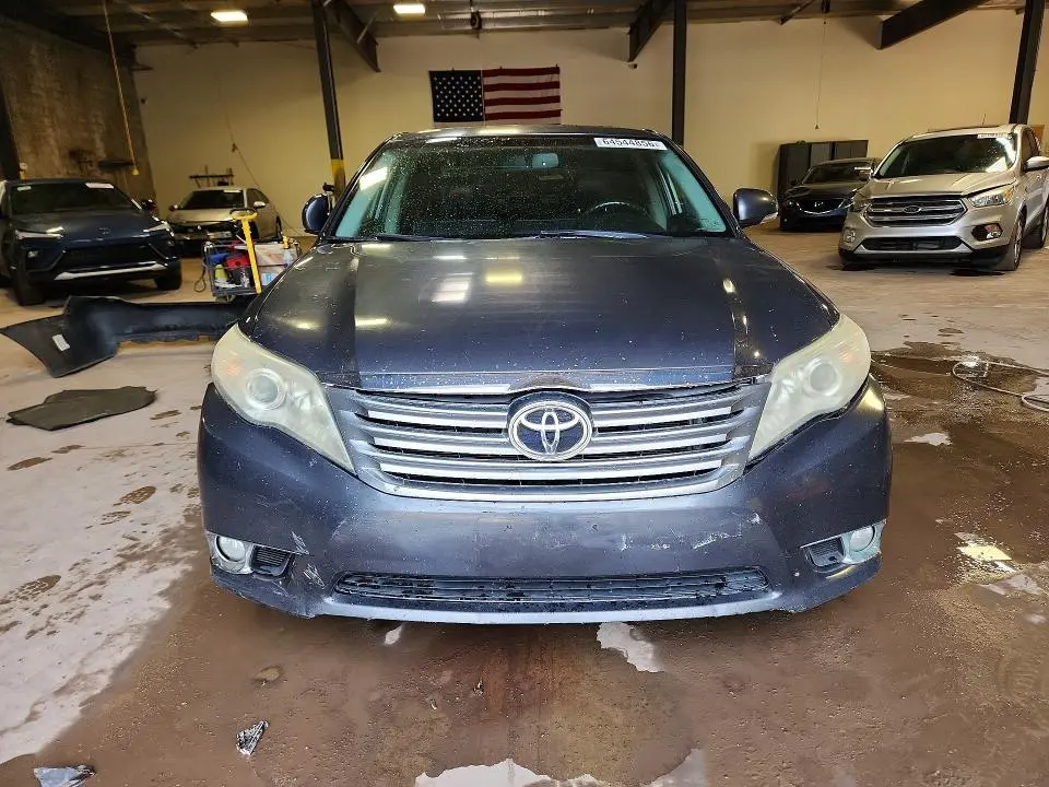 2011 TOYOTA AVALON BASE  