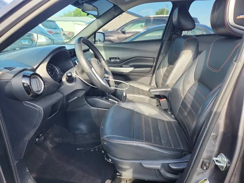 2020 NISSAN KICKS SR  