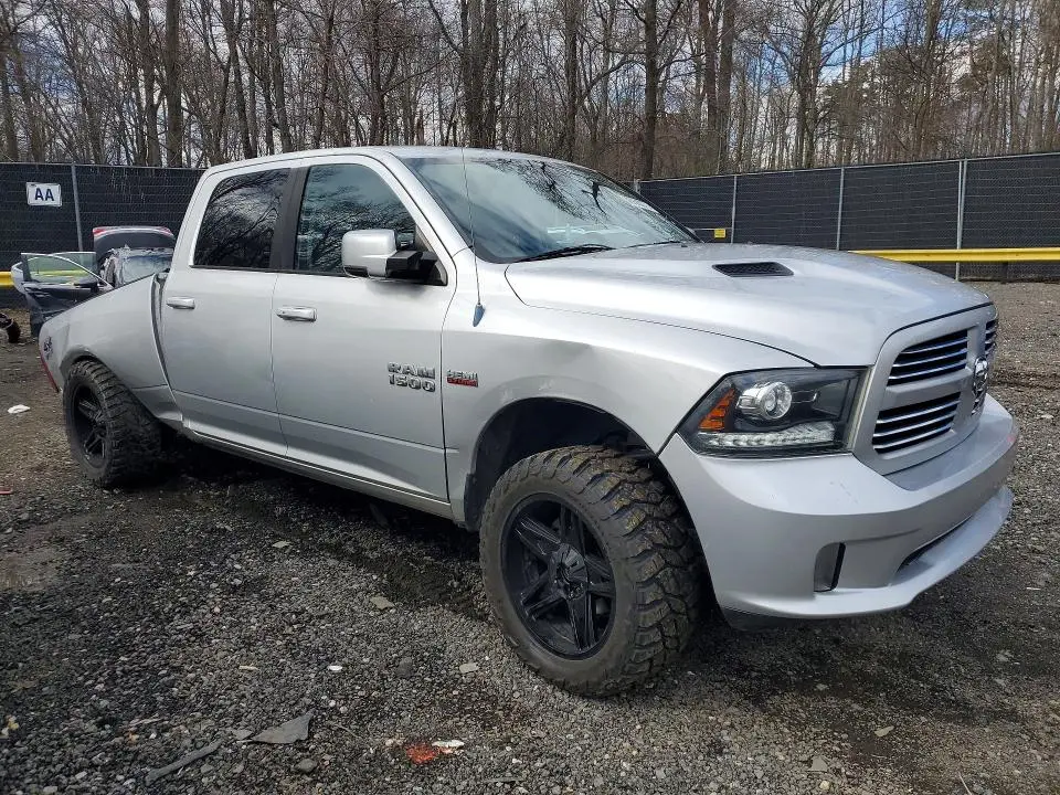 2013 RAM 1500 SPORT  