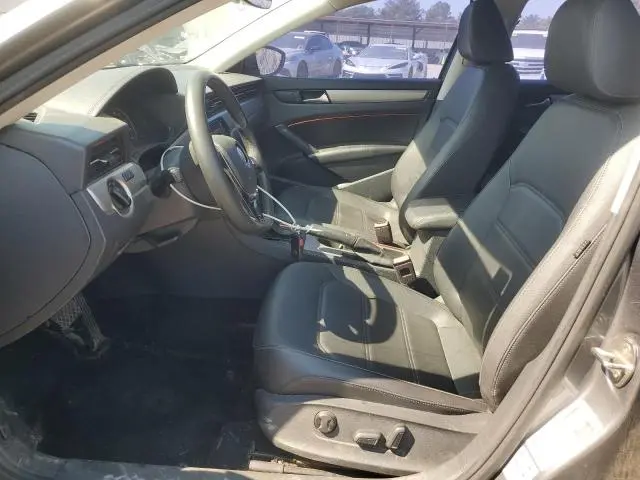 2021 VOLKSWAGEN PASSAT SE  