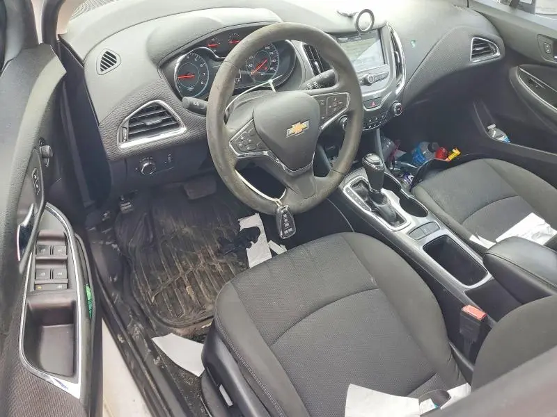 2017 CHEVROLET CRUZE LT  
