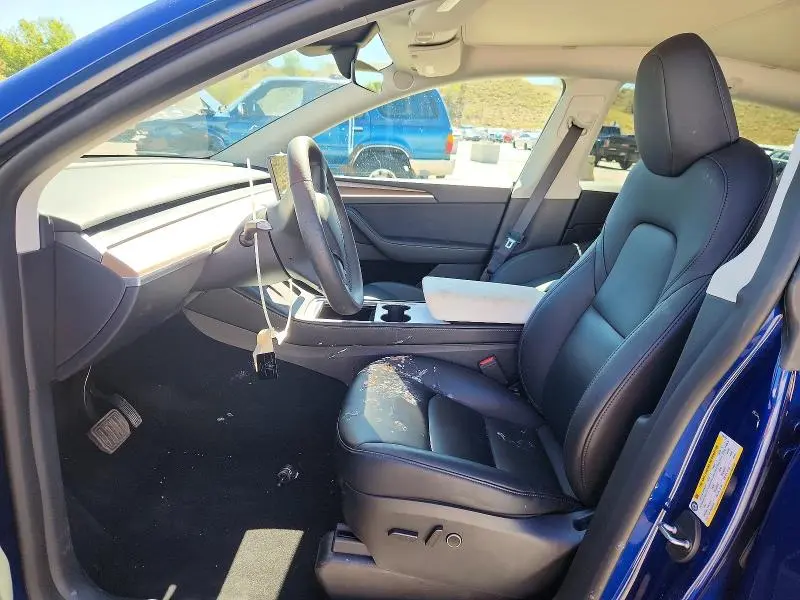 2025 TESLA MODEL Y   