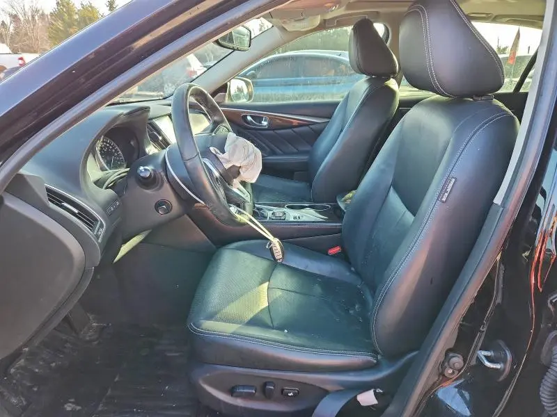 2019 INFINITI Q50 LUXE  