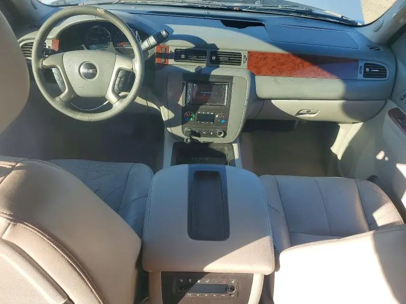 2012 GMC YUKON XL C1500 SLT  