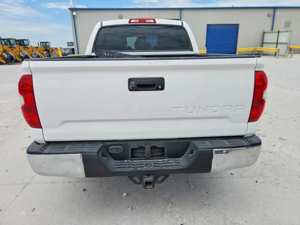 2014 TOYOTA TUNDRA CREWMAX SR5  