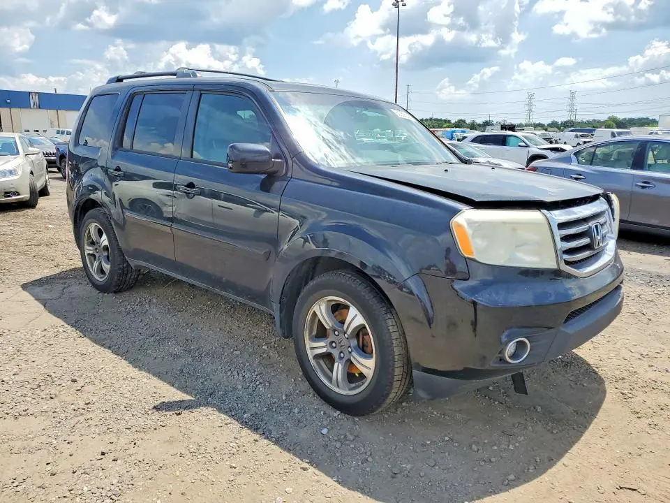 2015 HONDA PILOT SE  