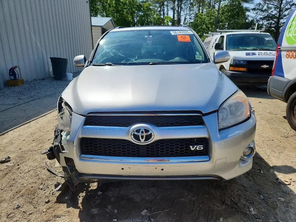 2011 TOYOTA RAV4 LIMITED  