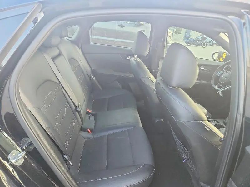 2024 KIA FORTE GT LINE  