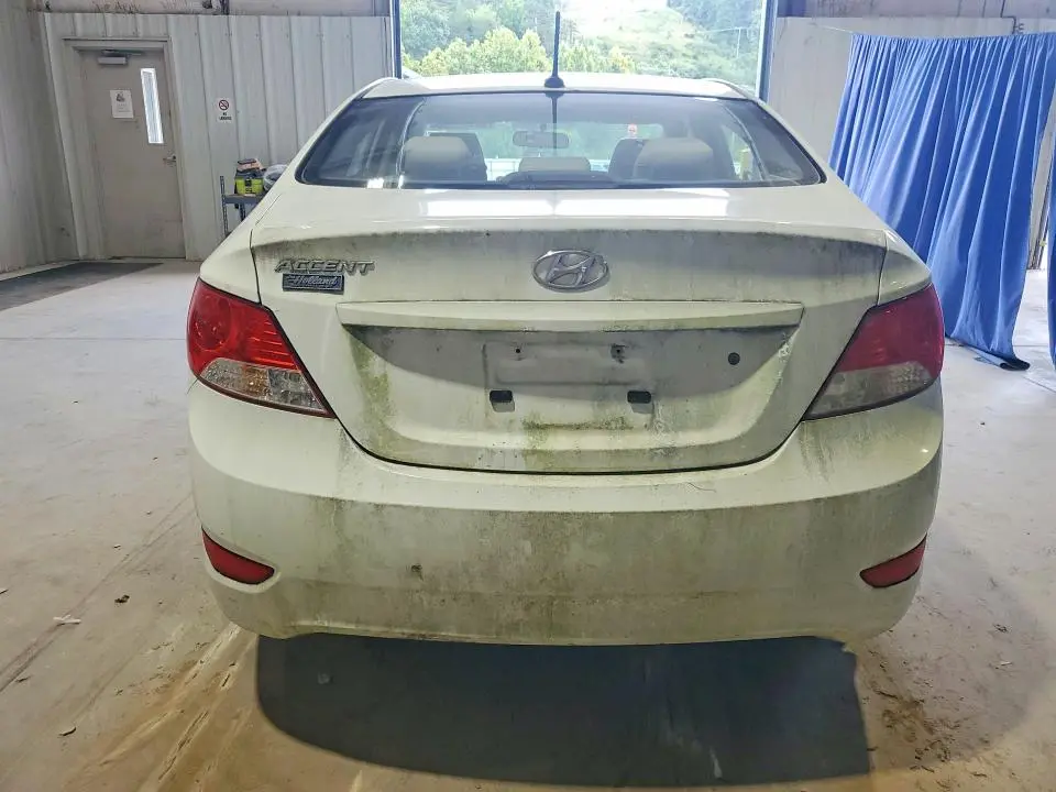 2013 HYUNDAI ACCENT GLS  