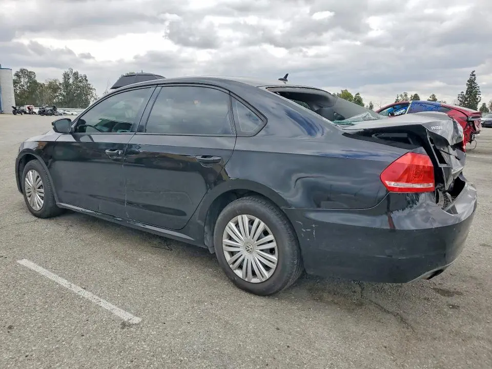 2014 VOLKSWAGEN PASSAT S  