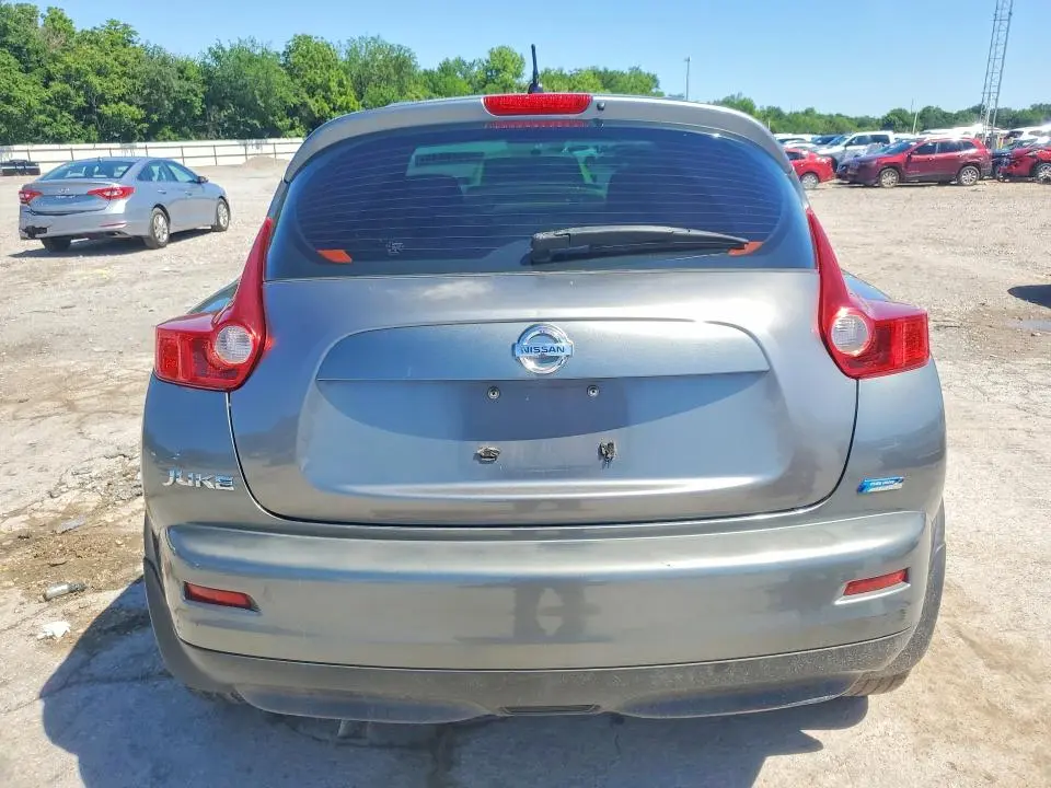 2014 NISSAN JUKE S  